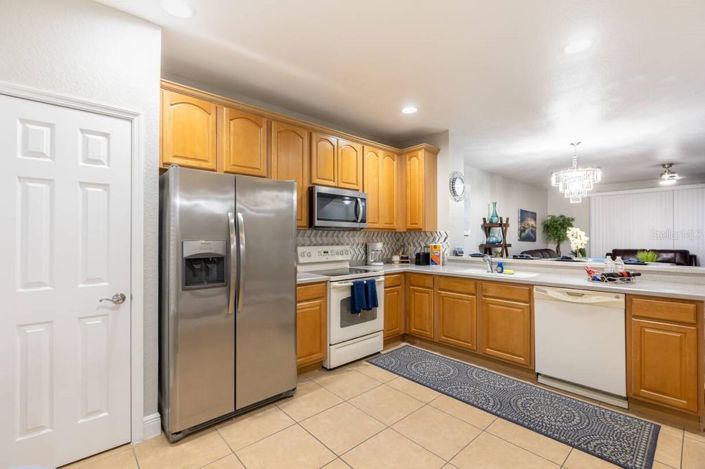 Image No.10-3 Bed Townhouse for sale