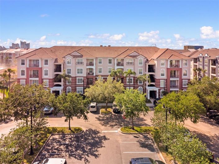 Image No.2-Appartement de 2 chambres à vendre à Saint John