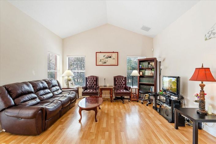 Image No.16-Maison de 4 chambres à vendre à Orlando