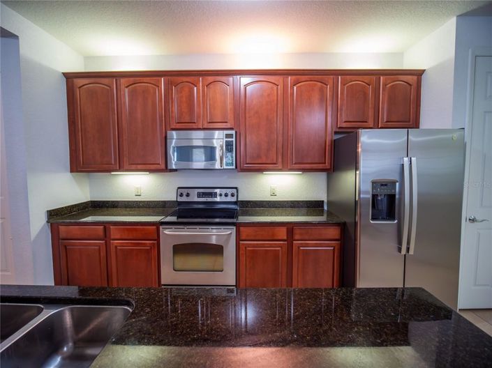 Image No.11-2 Bed Townhouse for sale