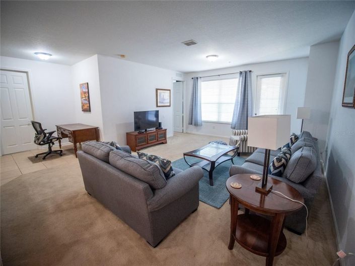 Image No.8-2 Bed Townhouse for sale