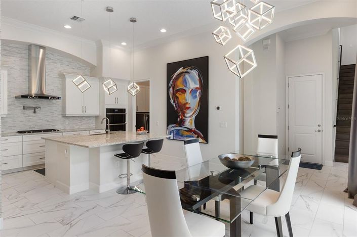 Image No.10-4 Bed House for sale