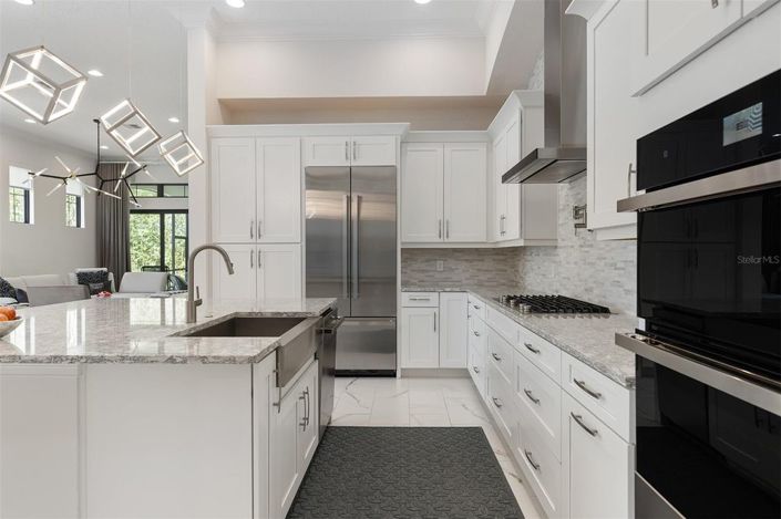 Image No.15-4 Bed House for sale