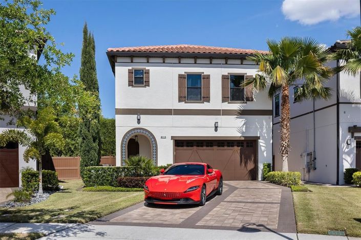 Image No.2-4 Bed House for sale