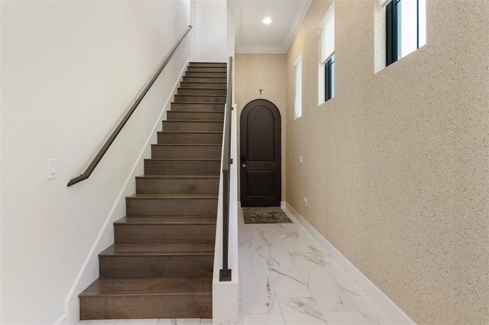 Image No.23-4 Bed House for sale