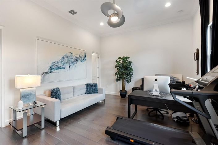 Image No.24-4 Bed House for sale