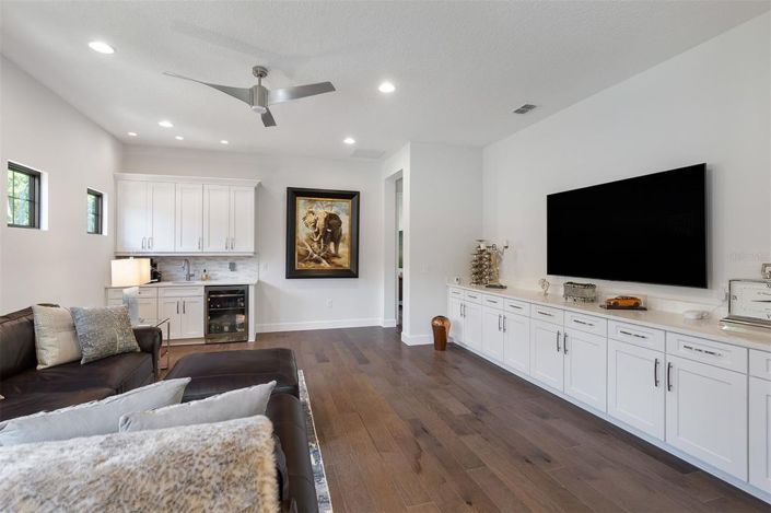 Image No.29-4 Bed House for sale