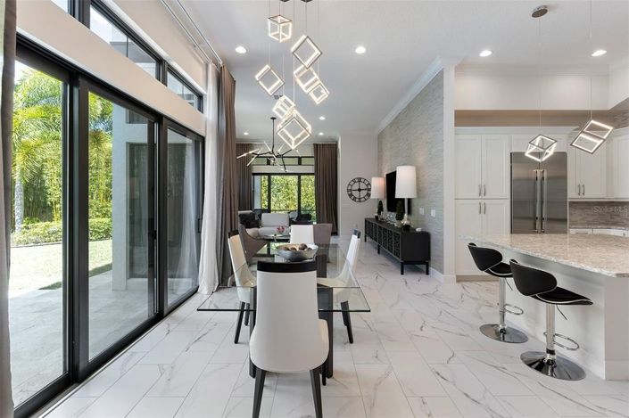 Image No.5-4 Bed House for sale