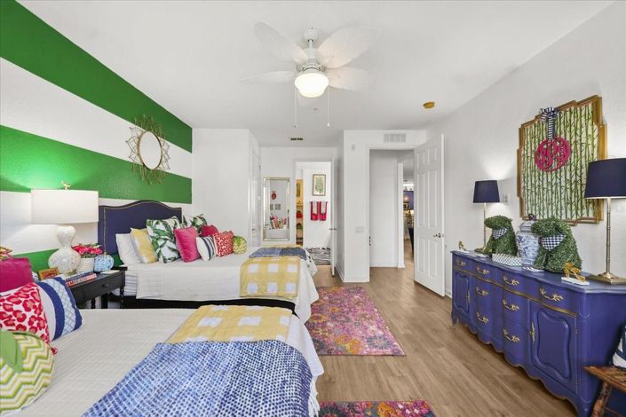 Image No.25-2 Bed Townhouse for sale