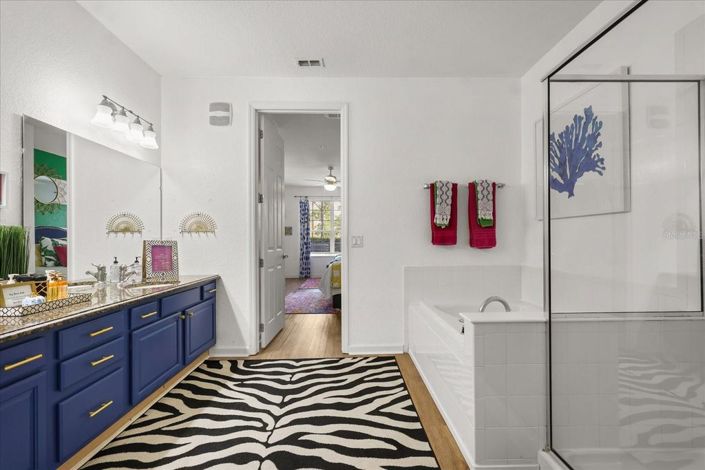 Image No.30-2 Bed Townhouse for sale