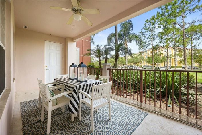 Image No.31-2 Bed Townhouse for sale