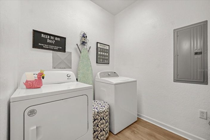 Image No.34-2 Bed Townhouse for sale