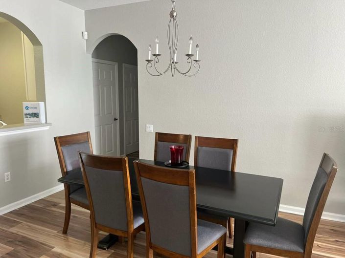 Image No.10-3 Bed Townhouse for sale