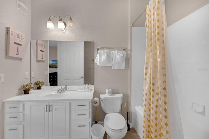 Image No.28-2 Bed Townhouse for sale