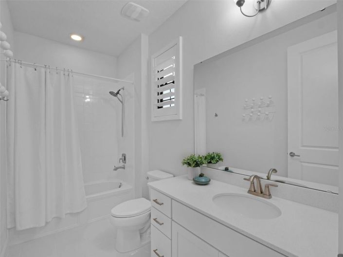 Image No.36-6 Bed House for sale