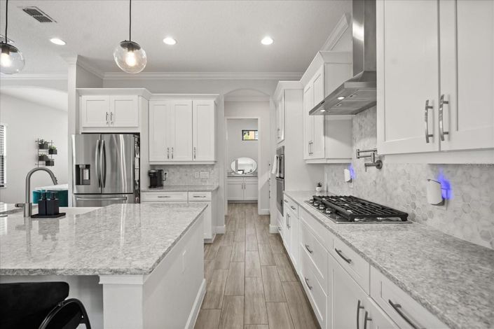 Image No.13-4 Bed House for sale