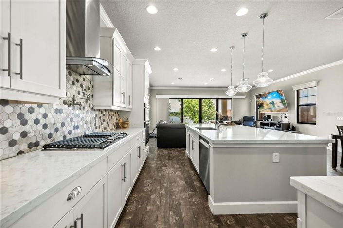 Image No.12-4 Bed House for sale