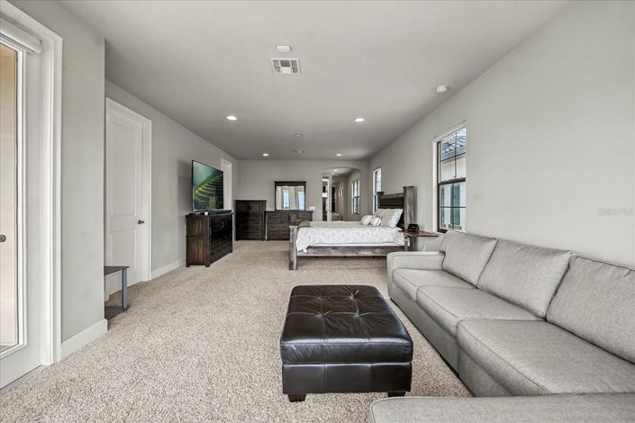 Image No.25-4 Bed House for sale