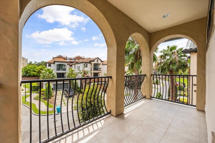 Image No.37-4 Bed House for sale