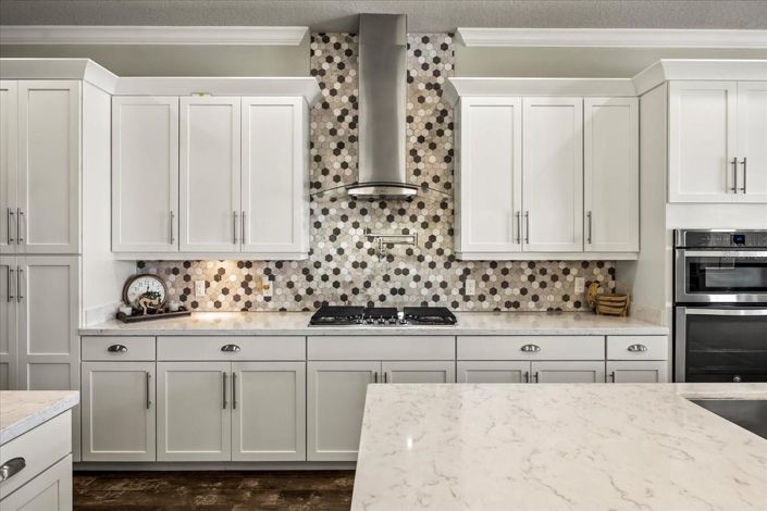 Image No.9-4 Bed House for sale