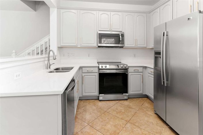 Image No.11-3 Bed Townhouse for sale