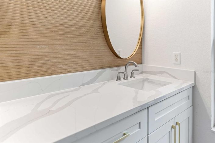 Image No.19-3 Bed Townhouse for sale