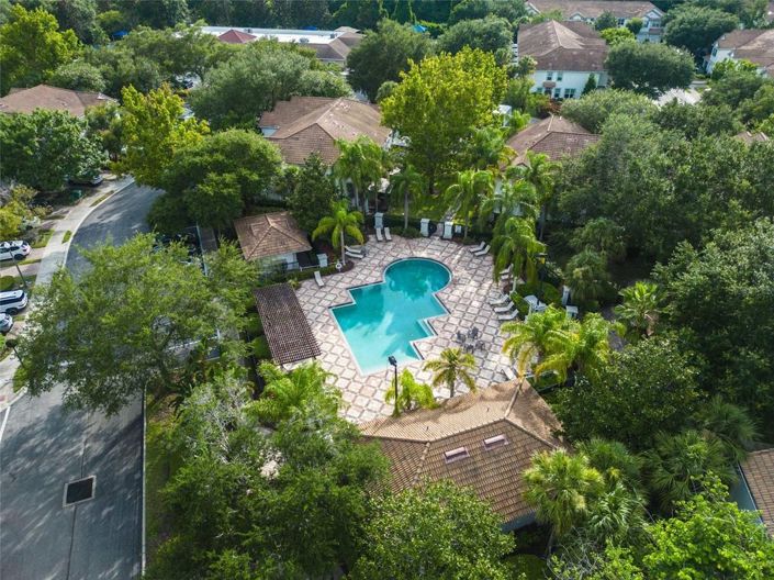 Image No.35-3 Bed Townhouse for sale