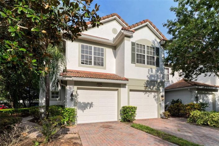 Image No.37-3 Bed Townhouse for sale