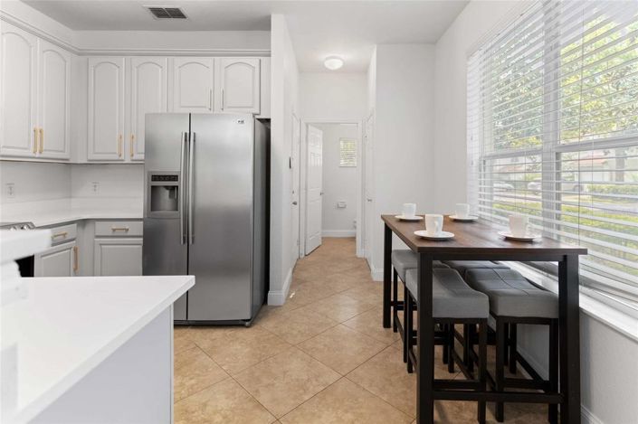 Image No.9-3 Bed Townhouse for sale