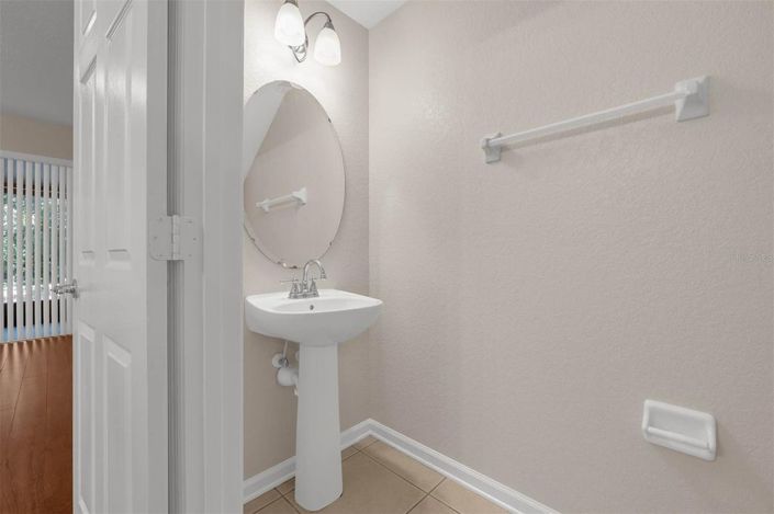 Image No.11-3 Bed Townhouse for sale