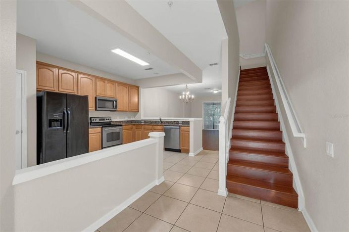 Image No.12-3 Bed Townhouse for sale