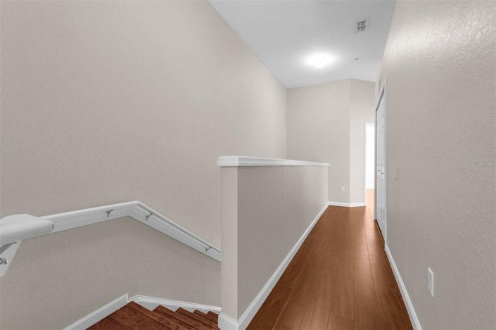 Image No.14-3 Bed Townhouse for sale