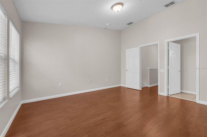 Image No.16-3 Bed Townhouse for sale