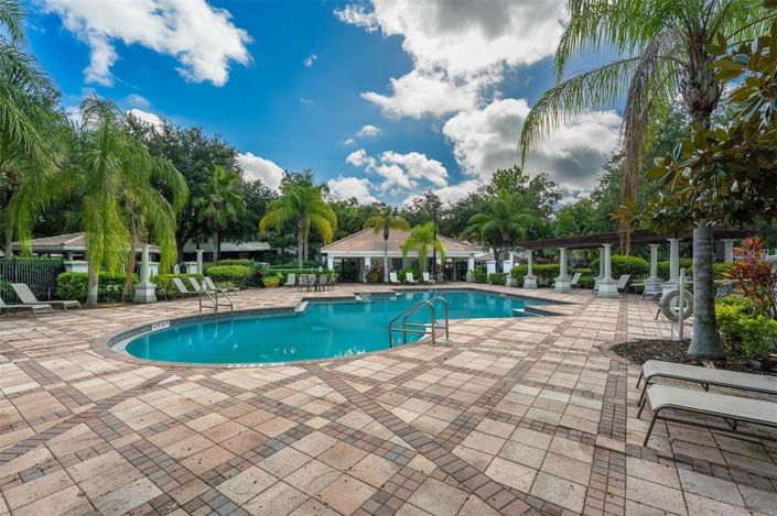 Image No.31-3 Bed Townhouse for sale