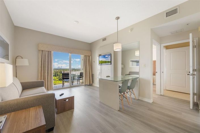 Image No.12-2 Bed Townhouse for sale