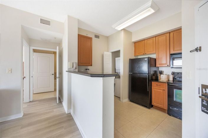 Image No.14-2 Bed Townhouse for sale