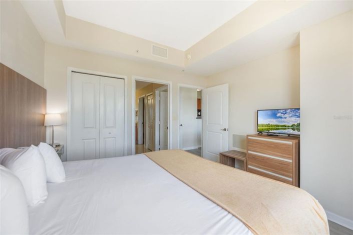 Image No.27-2 Bed Townhouse for sale