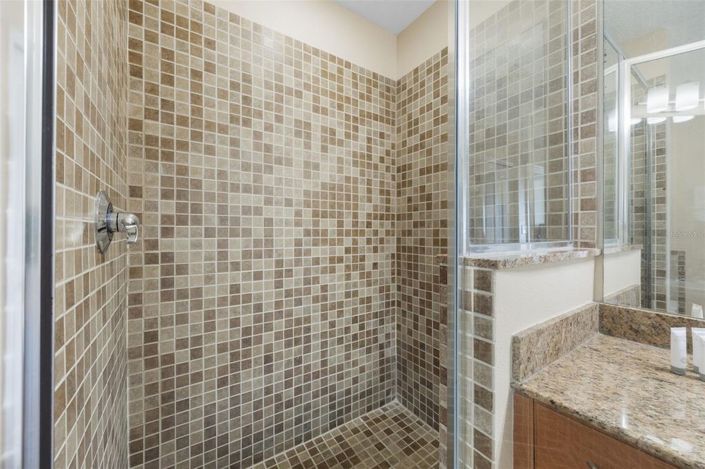 Image No.30-2 Bed Townhouse for sale