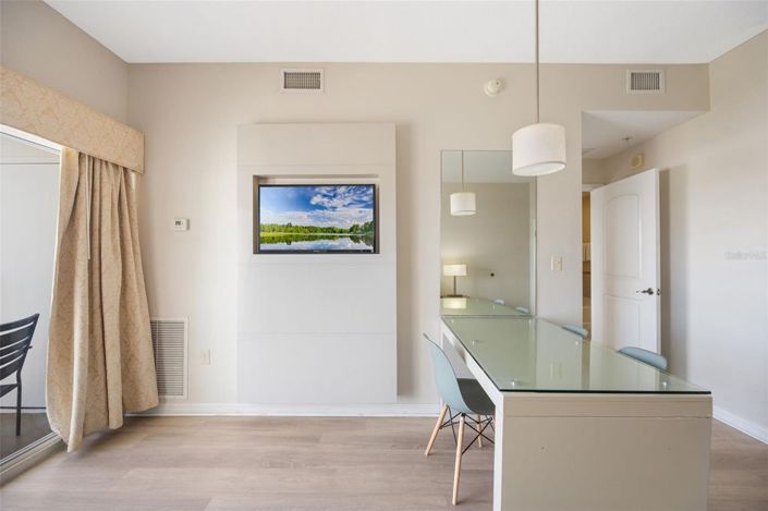 Image No.35-2 Bed Townhouse for sale