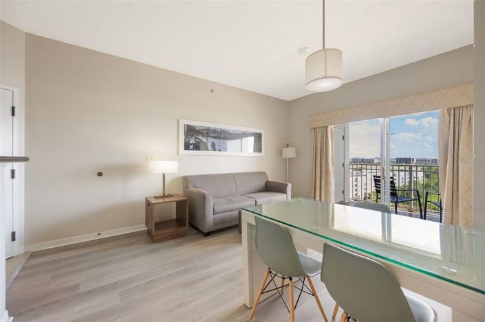 Image No.36-2 Bed Townhouse for sale