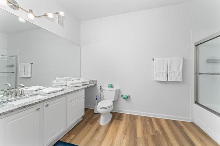 Image No.29-3 Bed Townhouse for sale