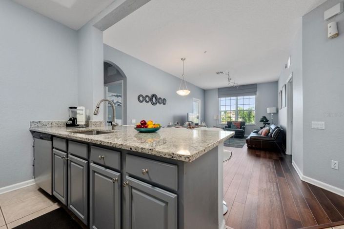 Image No.18-3 Bed Townhouse for sale