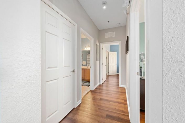 Image No.24-3 Bed Townhouse for sale