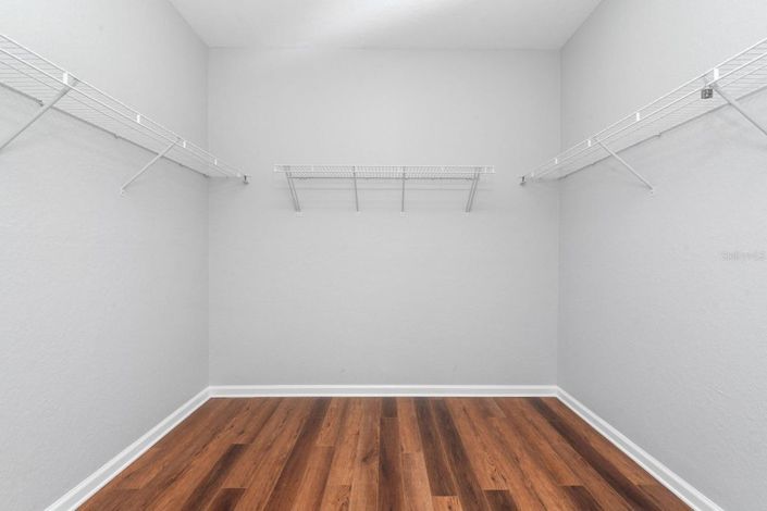 Image No.27-3 Bed Townhouse for sale