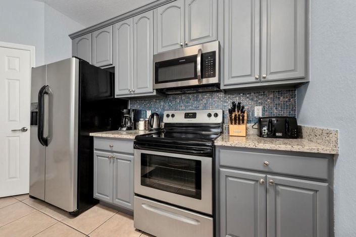 Image No.8-3 Bed Townhouse for sale