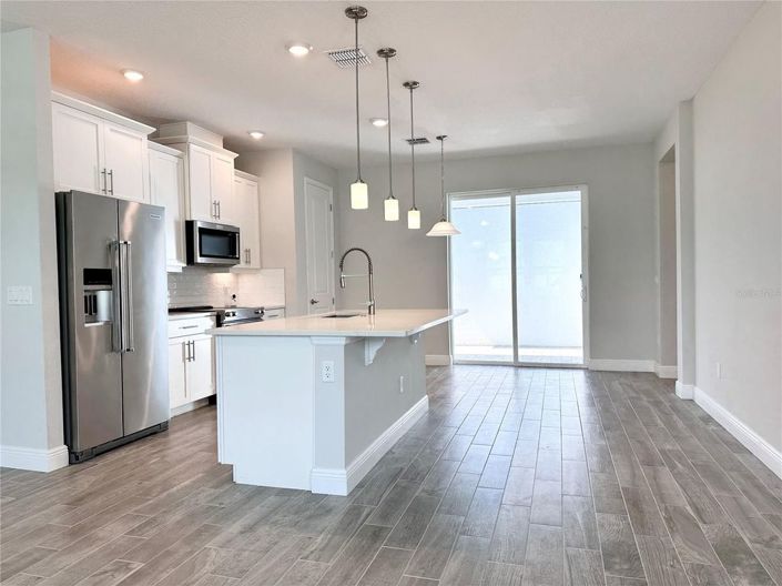 Image No.4-3 Bed Townhouse for sale