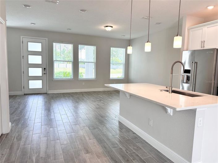 Image No.6-3 Bed Townhouse for sale