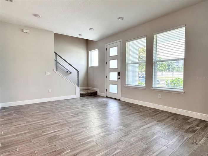 Image No.9-3 Bed Townhouse for sale