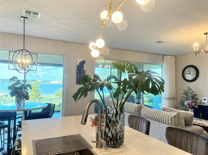 Image No.13-5 Bed House for sale