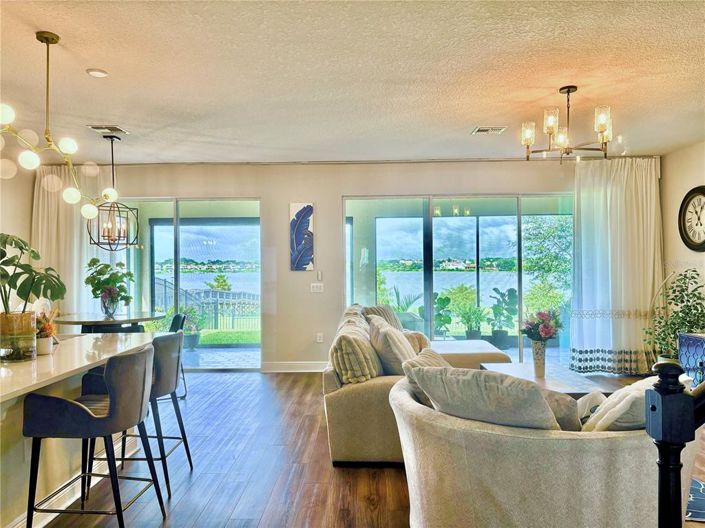 Image No.17-5 Bed House for sale